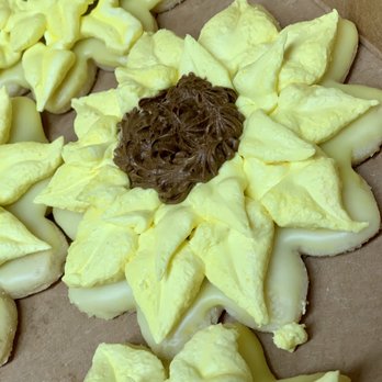 Julz Bakery - Sunflower cookies - Bakeries Near Me - Greenwood, Arkansas