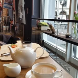 Roy Robson Markt 3 - Bistro - Tea time im Markt Drei Bistro