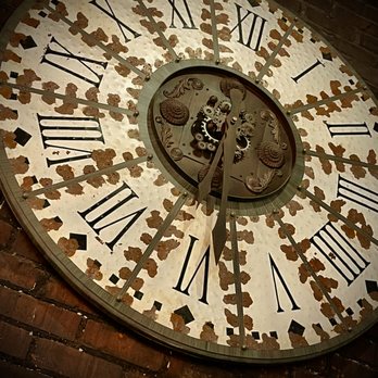 Urban Press Winery & Restaurant - the gears are turnin' - Wine Bars Near Me - Burbank, California Urban Press Winery & Restaurant - the gears are turnin' - Wine Bars Near Me - Burbank, California