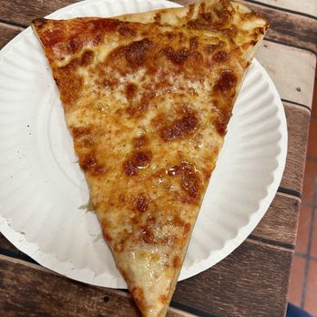 Capri Pizza - Jan. 2026 - typical slice - Pizza Near Me - Yonkers, New York