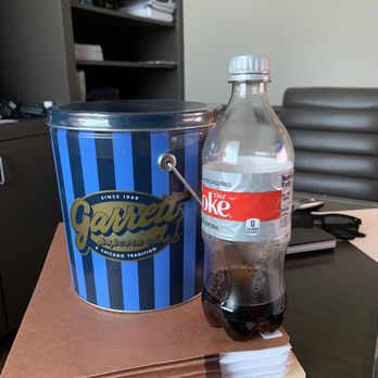 Garrett Popcorn Shops - Popcorn Shops Near Me - Chicago, Illinois Garrett Popcorn Shops - Popcorn Shops Near Me - Chicago, Illinois