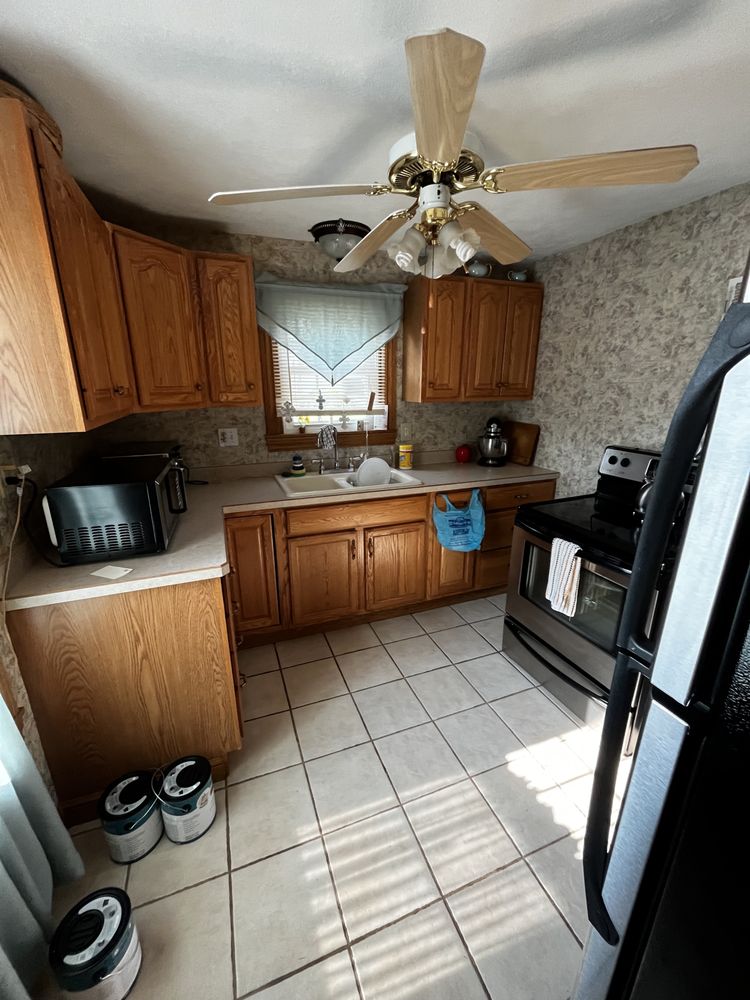 Slide of McCulloughs Men