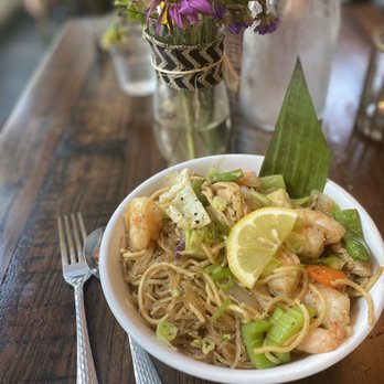 Estrellita - Pancit - Filipino Near Me - Atlanta, Georgia
