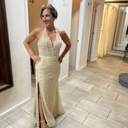 The Wedding Plaza - Jovani gown