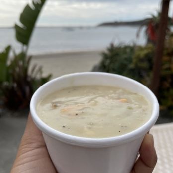 Barbara's Fishtrap - Chowder - Seafood Near Me - Half Moon Bay, California