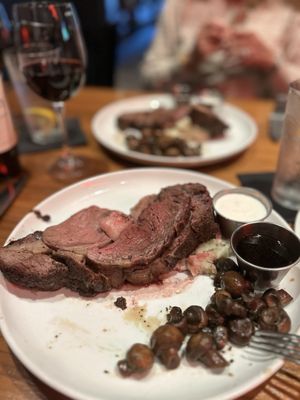 The League Kitchen & Tavern by null