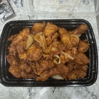 Chens Chinese Restaurant - General Tso's chicken - Chinese Near Me - Mesa, Arizona