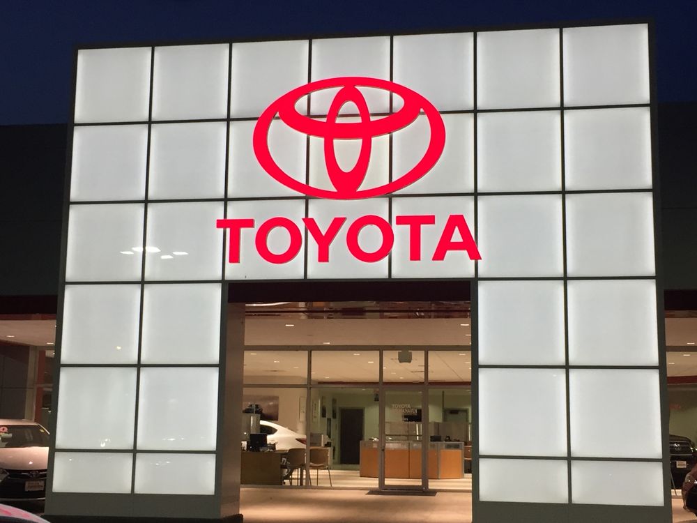 TOYOTA OF BROOKHAVEN Car Dealers 890 Brookway Blvd, Brookhaven, MS