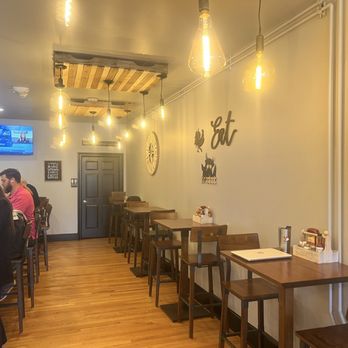 M & H Cafe - Interior - Cafes Near Me - East Dundee, Illinois M & H Cafe - Interior - Cafes Near Me - East Dundee, Illinois
