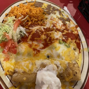 El Sombrero Patio Cafe - Rainbow Enchiladas - New Mexican Cuisine Near Me - Las Cruces, New Mexico El Sombrero Patio Cafe - Rainbow Enchiladas - New Mexican Cuisine Near Me - Las Cruces, New Mexico