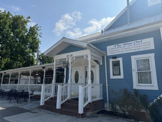 The Blue Owl Restaurant & Bakery by null