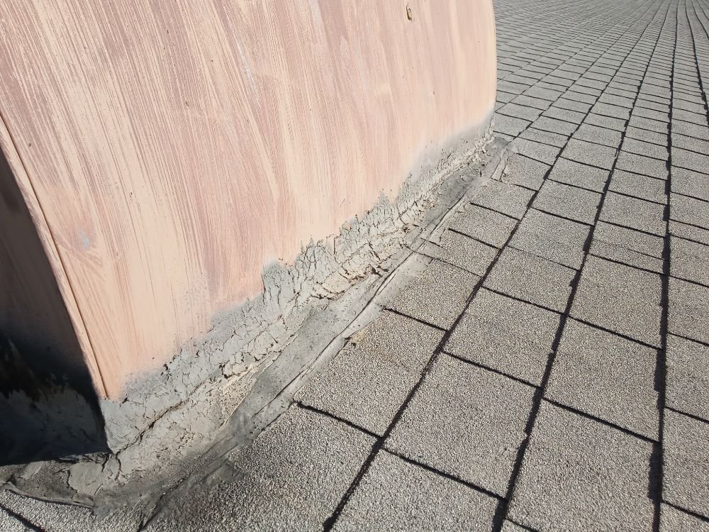 Slide of ELT Construction & Roofing