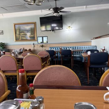 Our Place Restaurant - Large dining room - New American Near Me - Moreno Valley, California