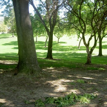 Los Cerritos Park - Shady retreat - Parks Near Me - Long Beach, California Los Cerritos Park - Shady retreat - Parks Near Me - Long Beach, California