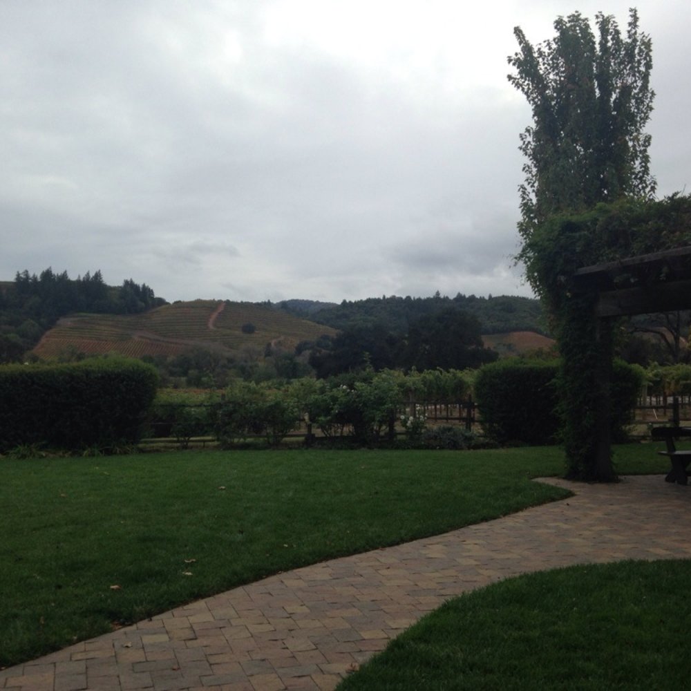 Dutcher Crossing Winery - Wineries Near Me - Geyserville, California Dutcher Crossing Winery - Wineries Near Me - Geyserville, California