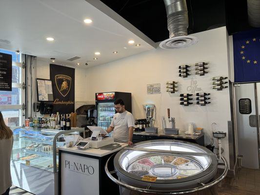 Pi-Napo Pizzeria by null