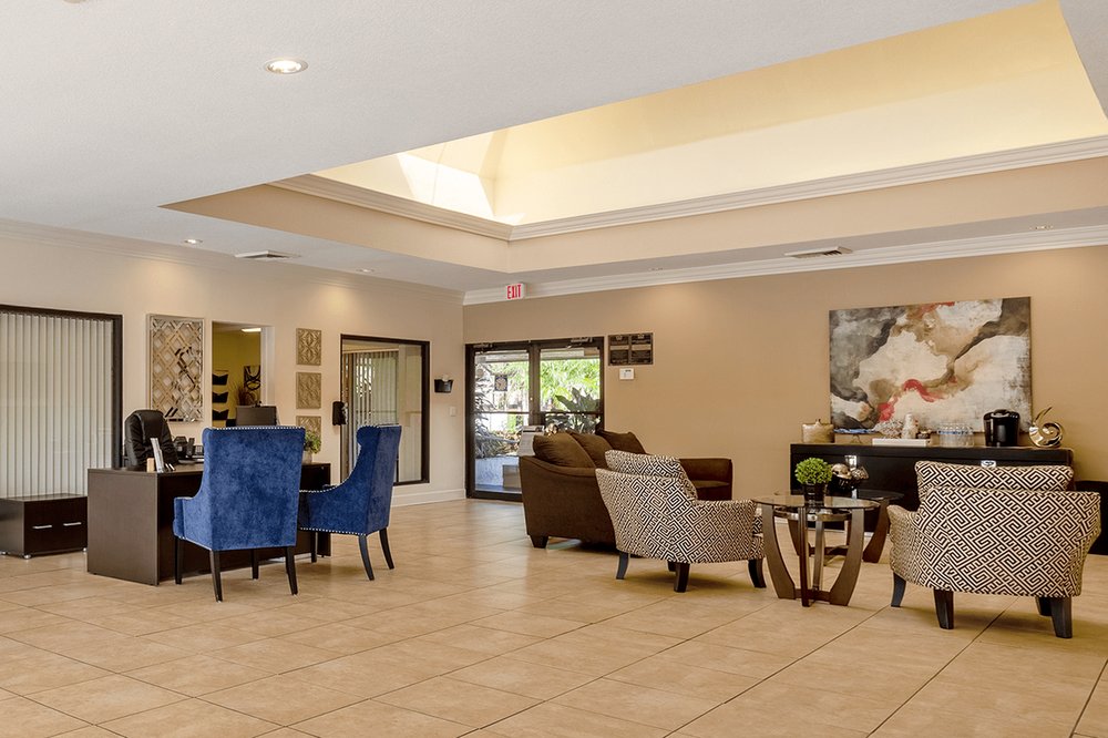 VILLAGE CROSSING APARTMENTS Updated September 2024 11 Photos & 12