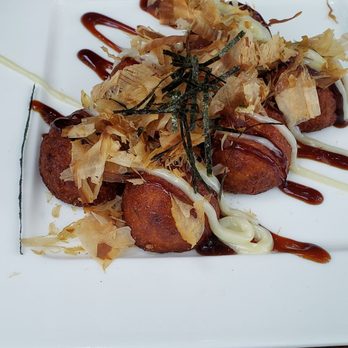 Temaki Sushi Bar - Sushi Bars Near Me - Media, Pennsylvania Temaki Sushi Bar - Sushi Bars Near Me - Media, Pennsylvania