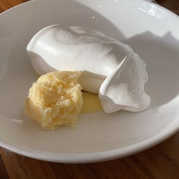St. Jack - Citrus pavlova - French Near Me - Portland, Oregon St. Jack - Citrus pavlova - French Near Me - Portland, Oregon