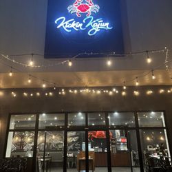 Kickin Kajun - Exterior. Located connected to the mall. Parking can be hard to find.