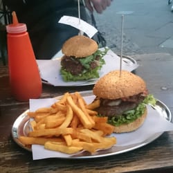 5 Places - Einen Italian Burger und eine Eigenkreation mit Fries