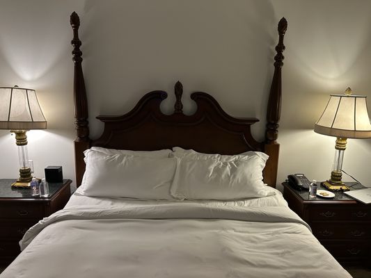 Market Pavilion Hotel by null