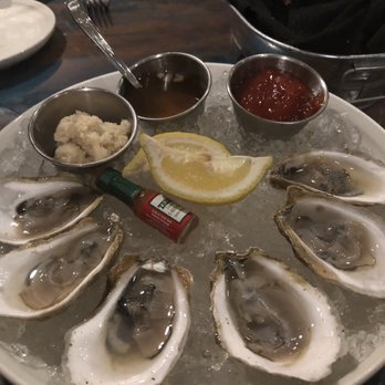Samuel Slater's Restaurant - Oysters - New American Near Me - Webster, Massachusetts