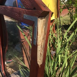 Giant Free Box Library - Splintered wood door