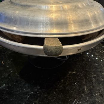 Dom Helio - Serving tray for pizza - Brazilian Near Me - Celebration, Florida