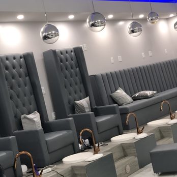 LaRu The Beauty Experience - Nail Salons Near Me - Staten Island, New York