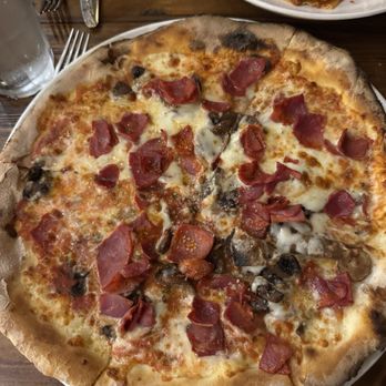 Pazzo Pomodoro - Pizza - Pizza Near Me - Vienna, Virginia Pazzo Pomodoro - Pizza - Pizza Near Me - Vienna, Virginia