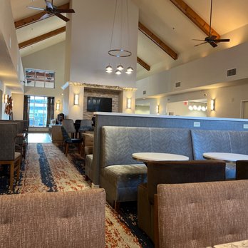 Homewood Suites by Hilton Phoenix-Biltmore - Hotels Near Me - Phoenix, Arizona Homewood Suites by Hilton Phoenix-Biltmore - Hotels Near Me - Phoenix, Arizona