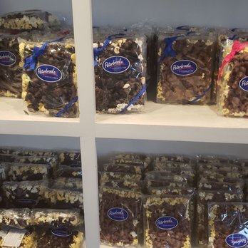 Peterbrooke Chocolatier Winter Park - Popcorn - Chocolatiers & Shops Near Me - Winter Park, Florida