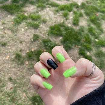 Lux Nails Bar - Love the color n shape so much, Tina T did an amazing job! Love her work! - Nail Salons Near Me - San Antonio, Texas