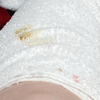 EDGE Instyle - Idk what these stains were but it was gross. - Nail Salons Near Me - Portland, Oregon EDGE Instyle - Idk what these stains were but it was gross. - Nail Salons Near Me - Portland, Oregon