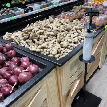 Indian Supermarket - Vegetables - Indian Near Me - Sacramento, California