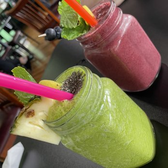 Savanna Restaurant - Smoothies - Breakfast & Brunch Near Me - Chicago, Illinois Savanna Restaurant - Smoothies - Breakfast & Brunch Near Me - Chicago, Illinois