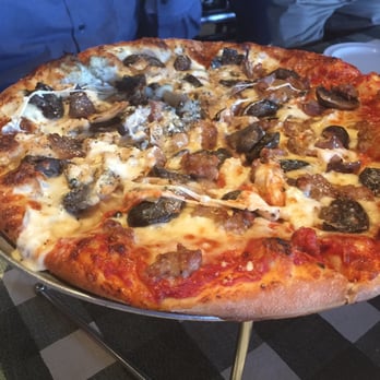 Wise Guys Pizzeria - Their medium pizza is actually a good size... - Pizza Near Me - Orange, California Wise Guys Pizzeria - Their medium pizza is actually a good size... - Pizza Near Me - Orange, California