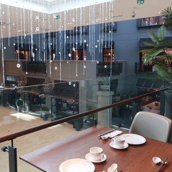 Yu Seafood Yorkdale - A mall view from a corner table. - Desserts Near Me - Toronto, Ontario Yu Seafood Yorkdale - A mall view from a corner table. - Desserts Near Me - Toronto, Ontario