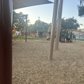 La Pintoresca Park - Park for the kids - Parks Near Me - Pasadena, California La Pintoresca Park - Park for the kids - Parks Near Me - Pasadena, California