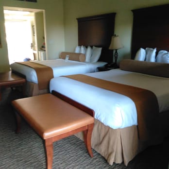 Paso Robles Inn - Pretty beds - Hotels Near Me - Paso Robles, California Paso Robles Inn - Pretty beds - Hotels Near Me - Paso Robles, California