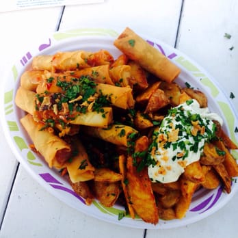 Bocadero - Batatas & veg rolls - Fish & Chips Near Me - Antwerp, VAN