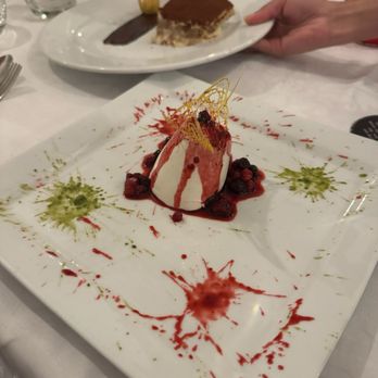 Come Prima - Panama Cotta (€5,50) - Italian Near Me - Lisbon, 11 Come Prima - Panama Cotta (€5,50) - Italian Near Me - Lisbon, 11