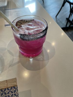 Lee’s Kitchen + Cocktails by null