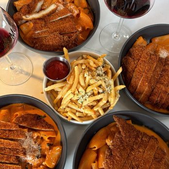 La Mondina - penne vodka with a cutlet and truffle fries - Italian Near Me - Brielle, New Jersey La Mondina - penne vodka with a cutlet and truffle fries - Italian Near Me - Brielle, New Jersey