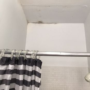 Leamington Hotel - Leamington Hotel is a Shit hole! False advertising on booking.com! Don't book here! - Hotels Near Me - Miami, Florida