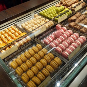 Pierre Hermé - Chocolatiers & Shops Near Me - Paris, 75 Pierre Hermé - Chocolatiers & Shops Near Me - Paris, 75