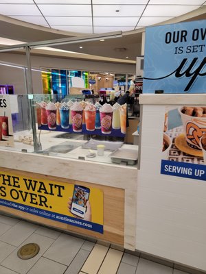 Auntie Anne's by null