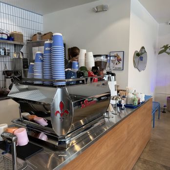 Picnic coffee - Inside - Coffee & Tea Near Me - Los Angeles, California Picnic coffee - Inside - Coffee & Tea Near Me - Los Angeles, California