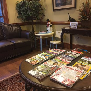 Slade W Lail, DDS - Waiting area has comfortable couches & well maintained area - Oral Surgeons Near Me - Duluth, Georgia Slade W Lail, DDS - Waiting area has comfortable couches & well maintained area - Oral Surgeons Near Me - Duluth, Georgia